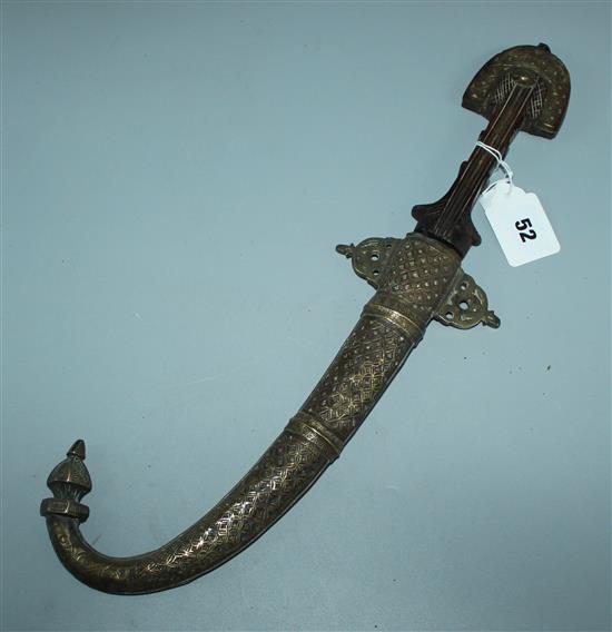 Eastern dagger